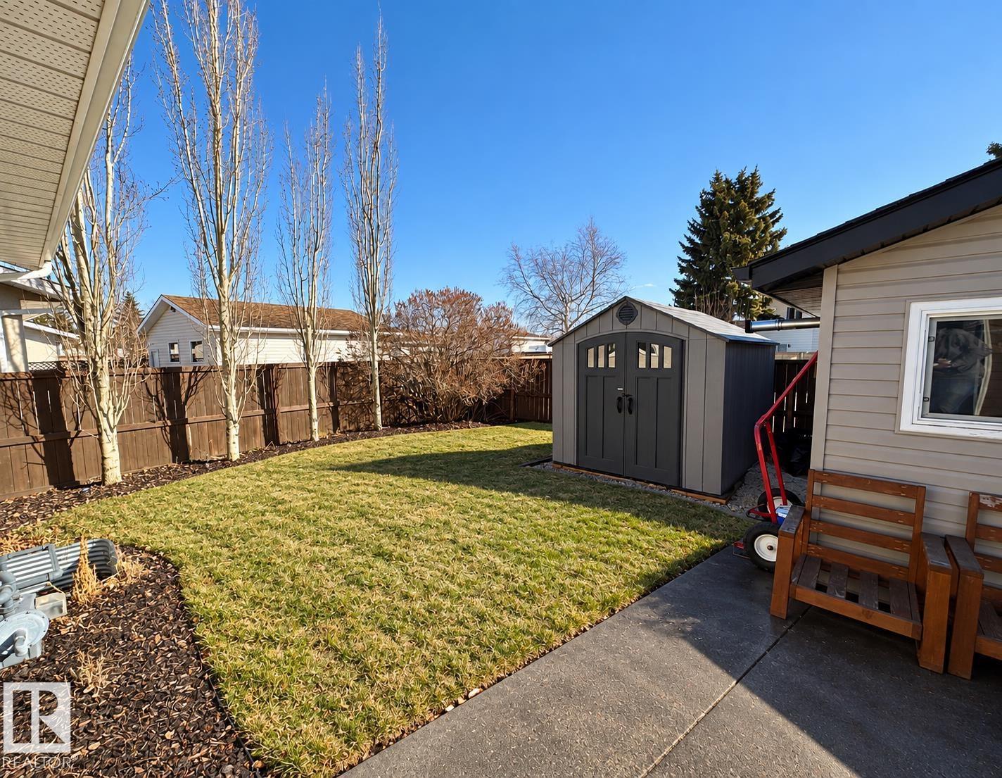 #upper 2111 146 Av Nw Nw, Edmonton, Alberta  T5Y 1T6 - Photo 2 - E4506981