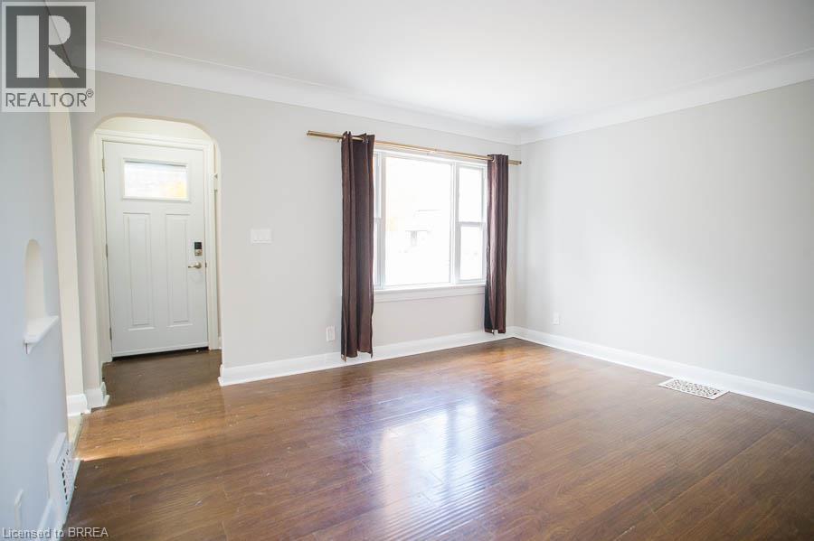 76 Mount Pleasant Street, Brantford, Ontario  N3T 1T1 - Photo 3 - 40866368