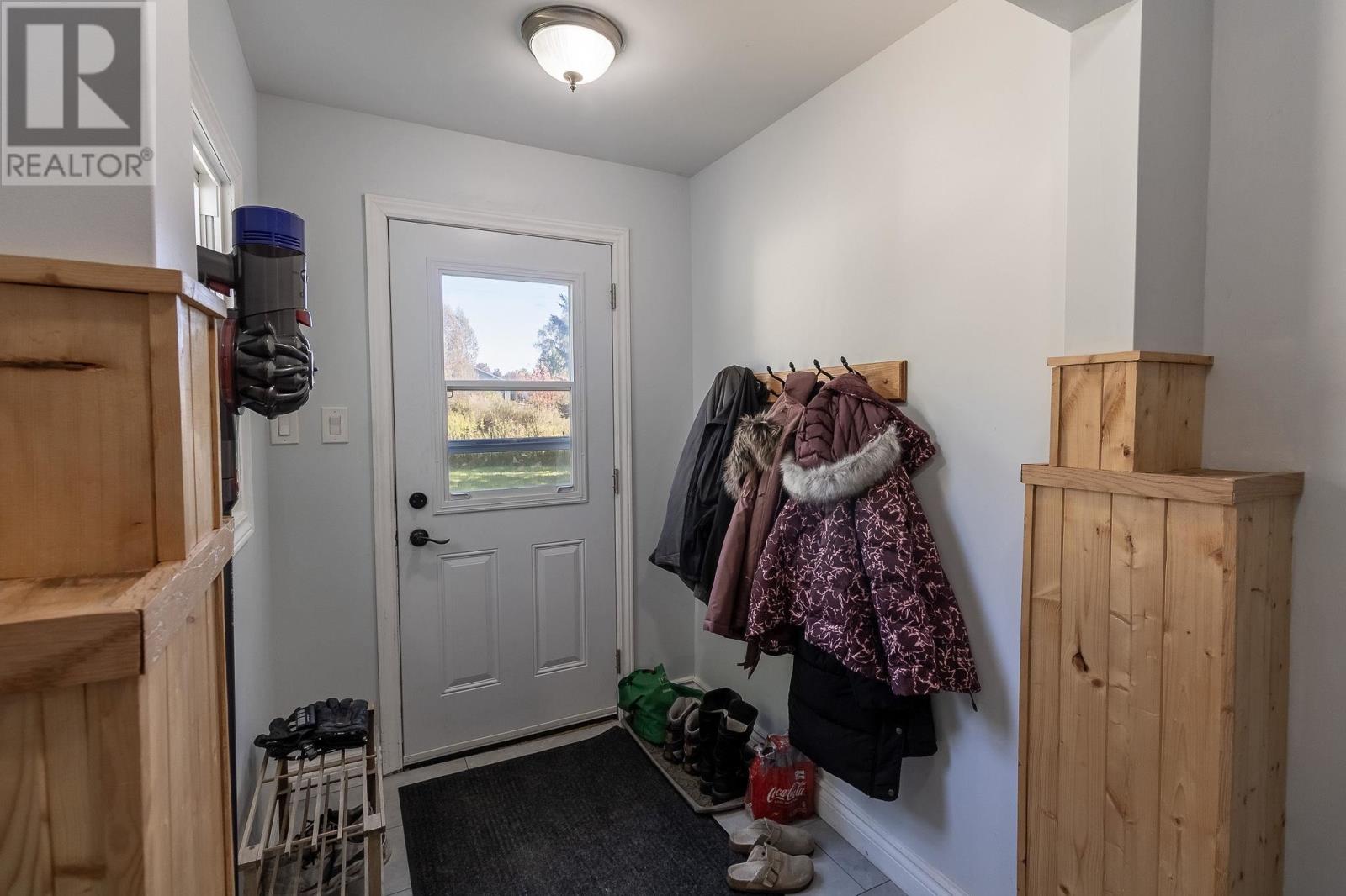 1310 Peoples Rd, Sault Ste. Marie, Ontario  P6C 3W8 - Photo 5 - SM262676