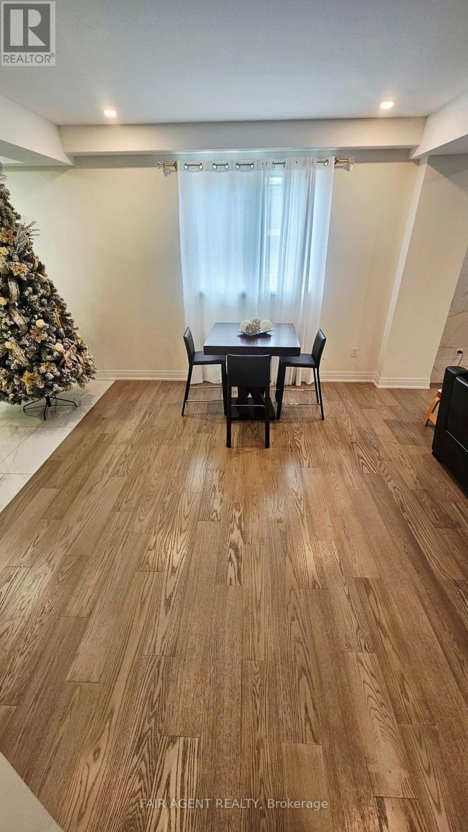 128 Melrose Avenue, Wasaga Beach, Ontario  L9Z 2T1 - Photo 6 - S13829450