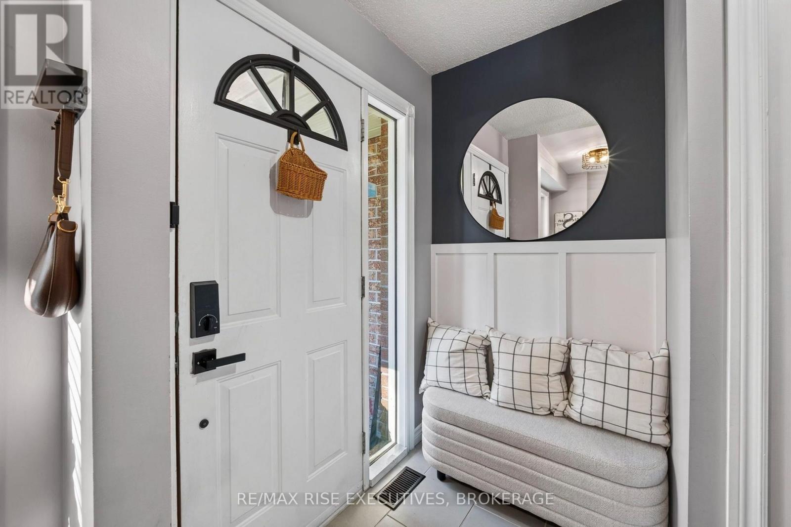 1032 Lombardy Street, Kingston, Ontario  K7M 8M6 - Photo 4 - X13829384