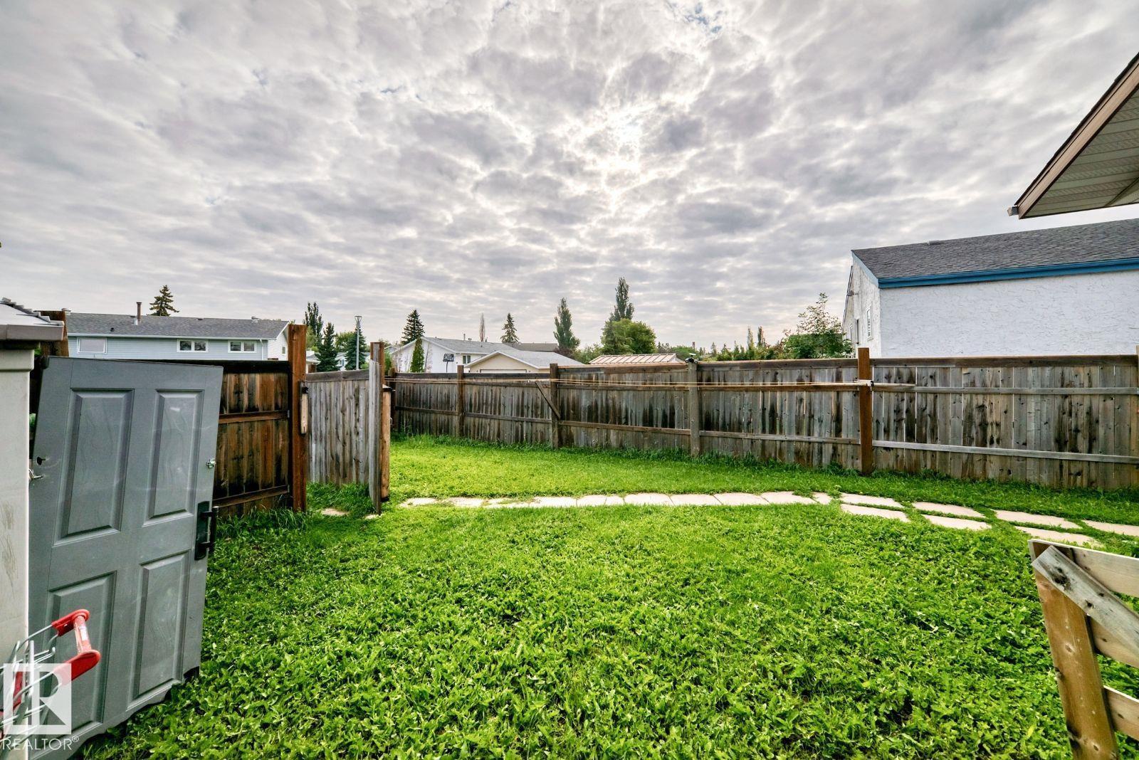 1035 LAKEWOOD RD N NW