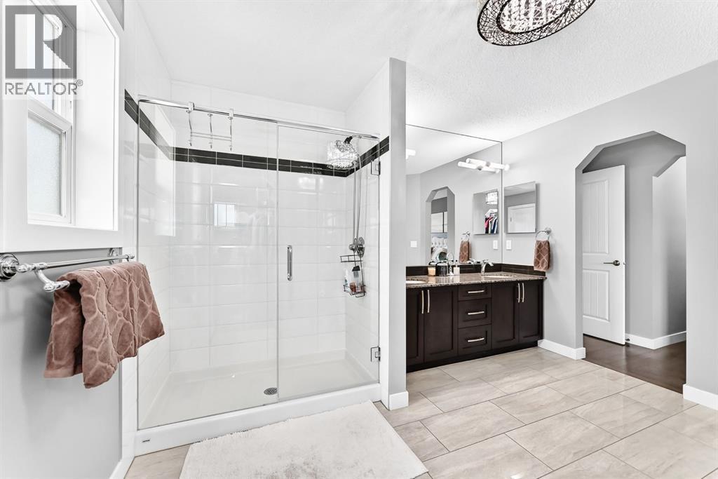 133 Drake Landing Heath, Okotoks, Alberta  T1S 0G8 - Photo 20 - A2335639