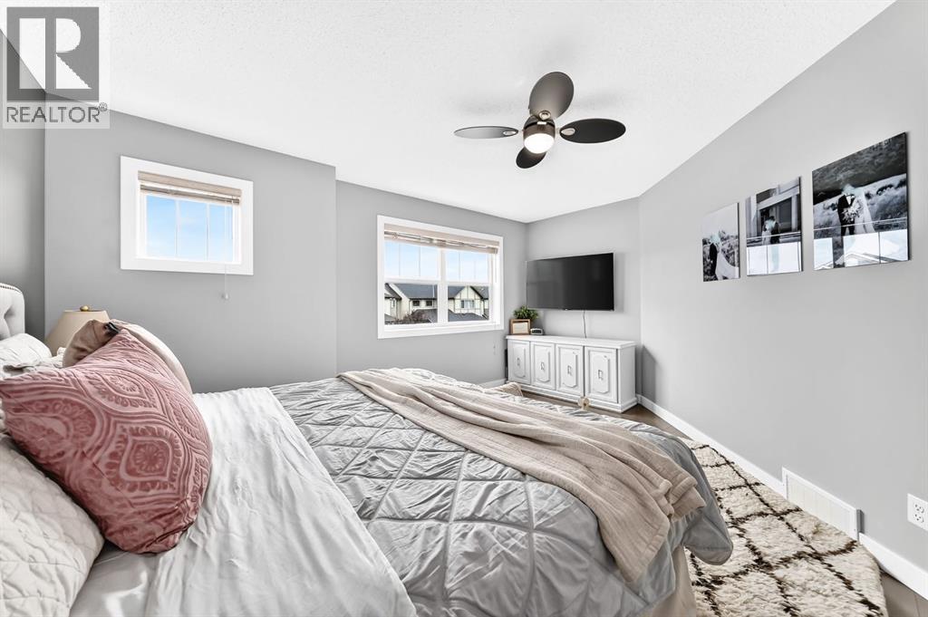 133 Drake Landing Heath, Okotoks, Alberta  T1S 0G8 - Photo 15 - A2335639