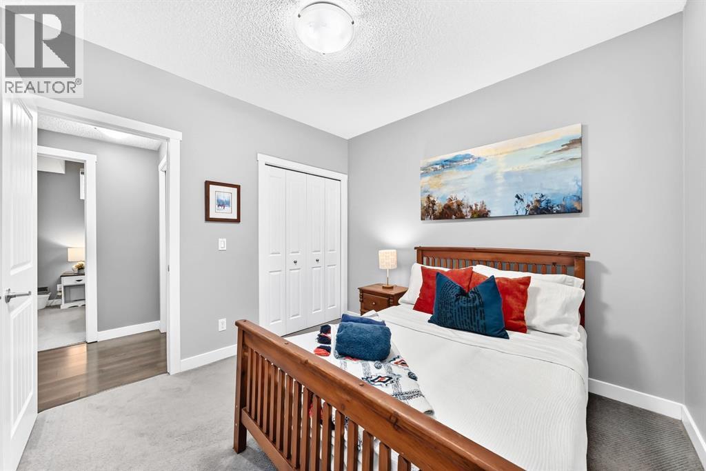 133 Drake Landing Heath, Okotoks, Alberta  T1S 0G8 - Photo 37 - A2335639