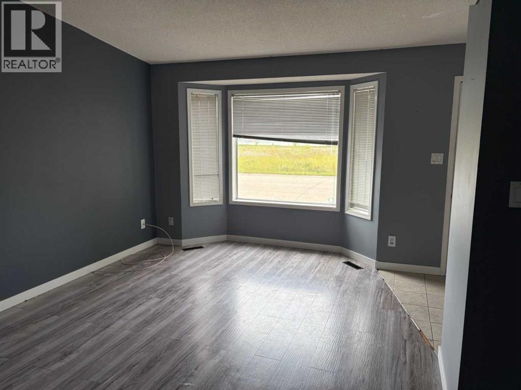 9413 93 Street, Grande Prairie, Alberta  T0H 3V0 - Photo 5 - A2342300