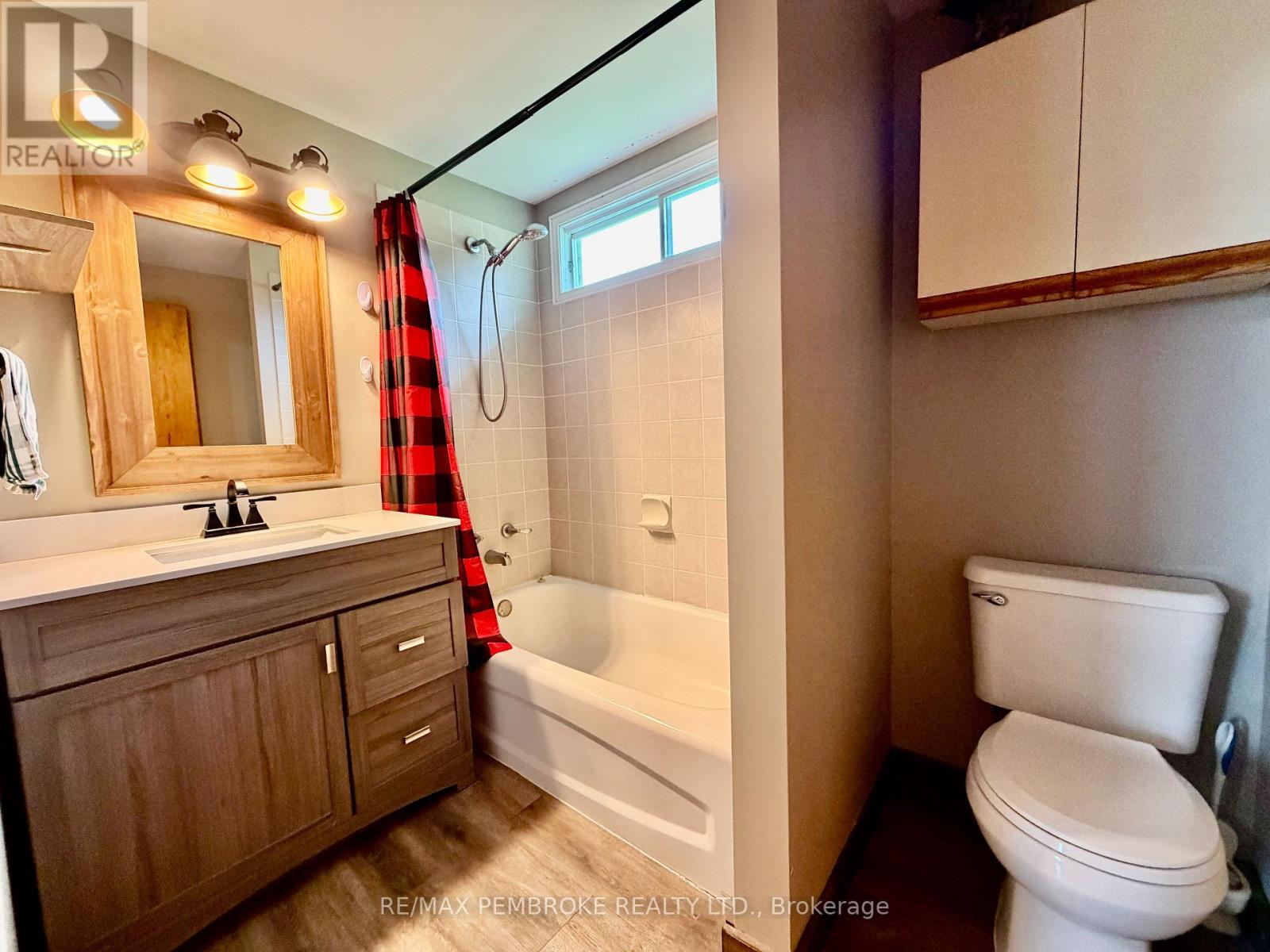 2066 La Passe Road, Whitewater Region, Ontario  K0J 1C0 - Photo 14 - X13829430