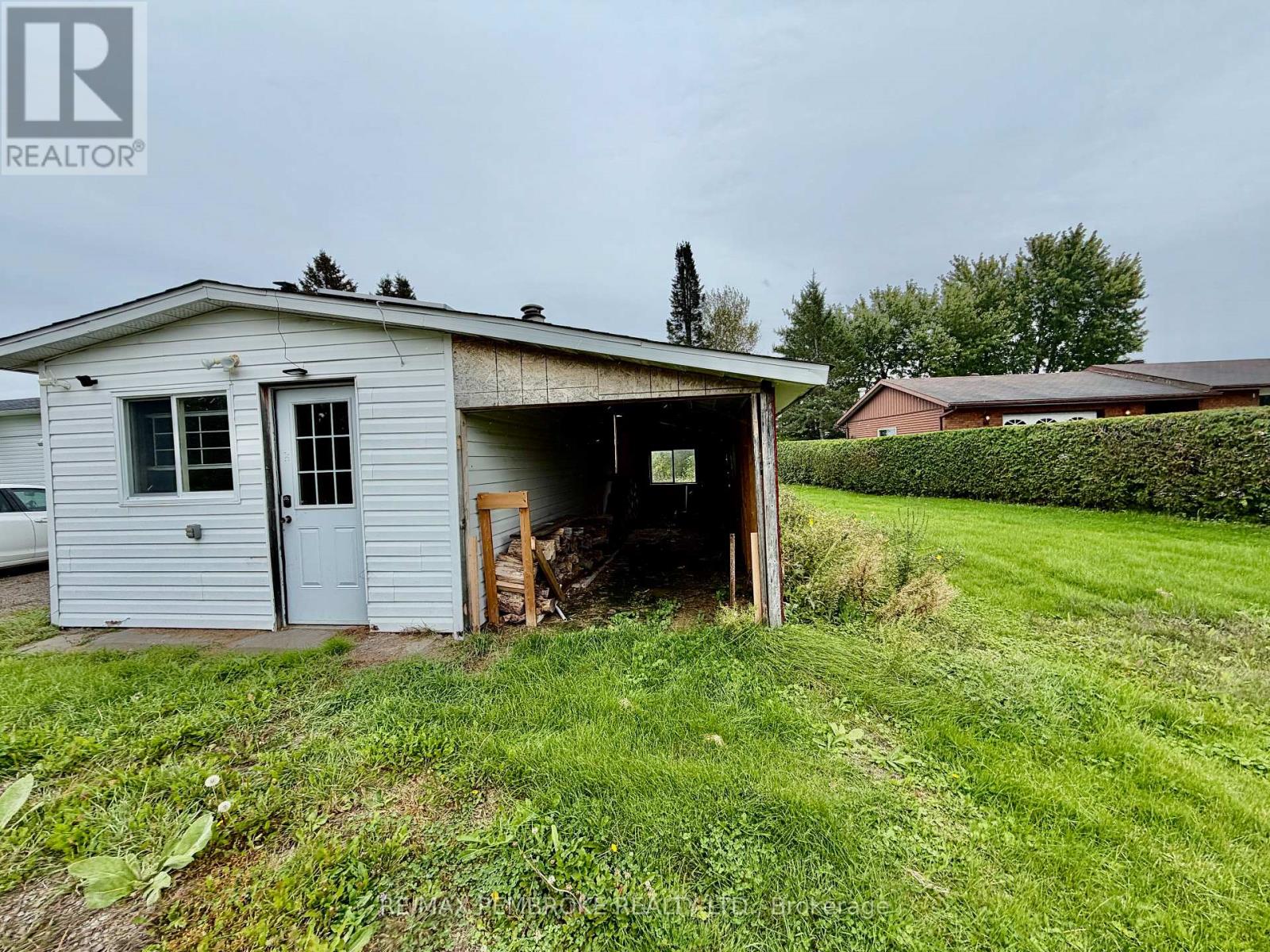 2066 La Passe Road, Whitewater Region, Ontario  K0J 1C0 - Photo 27 - X13829430