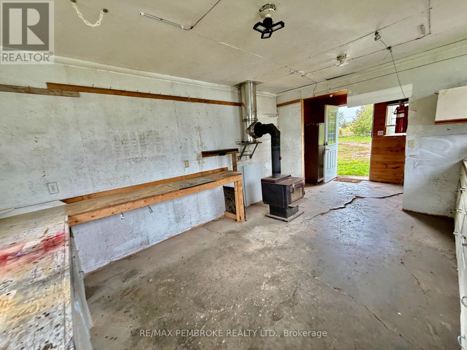 2066 La Passe Road, Whitewater Region, Ontario  K0J 1C0 - Photo 31 - X13829430