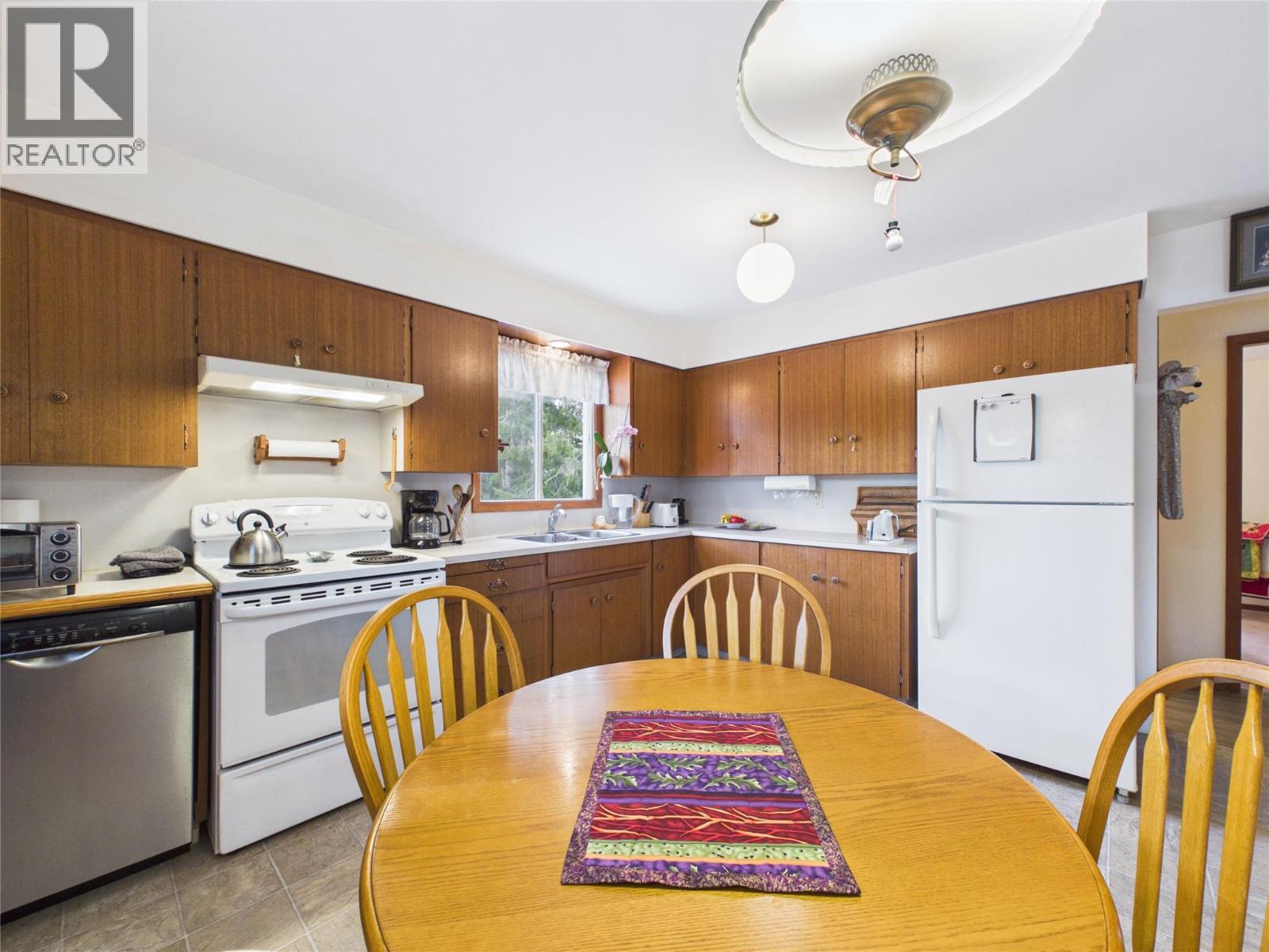 507 Alma Road, Cranbrook, British Columbia V1C 6V1 - Photo 8 - 10387441