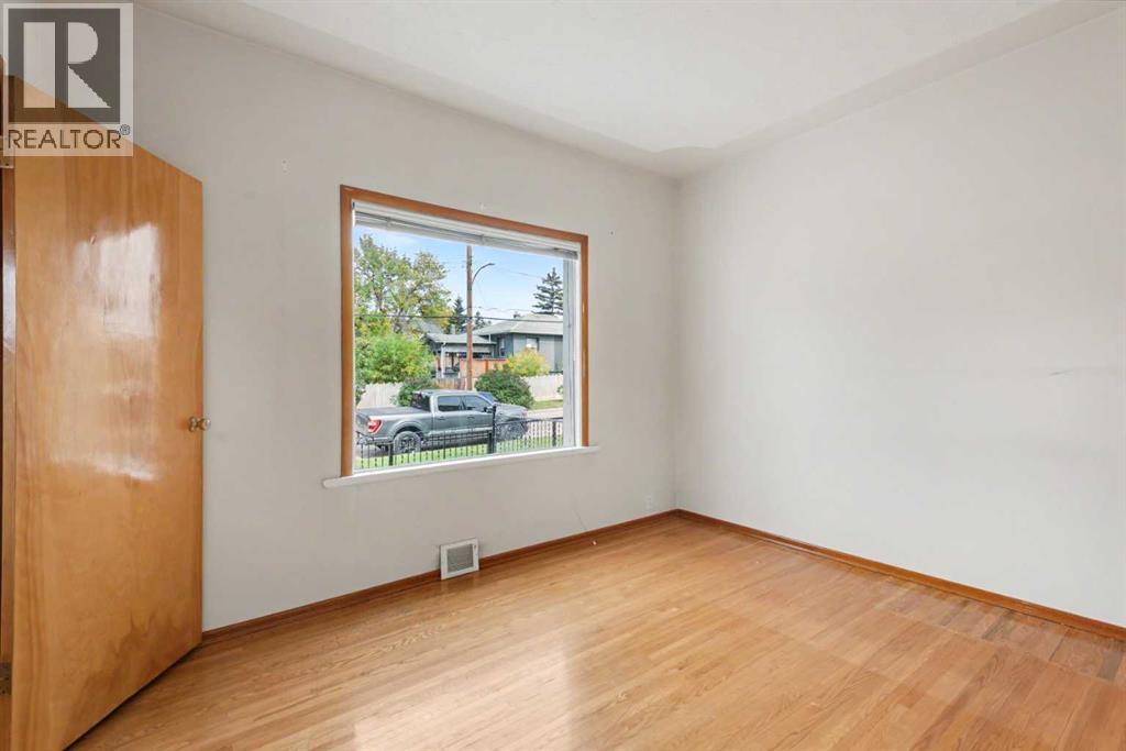 1731 26 Avenue Se, Calgary, Alberta  T2G 1S1 - Photo 3 - A2348151