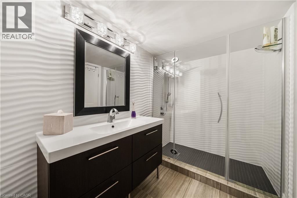 442 Maple Avenue Unit# Th9, Burlington, Ontario  L7S 2L7 - Photo 29 - 40866651