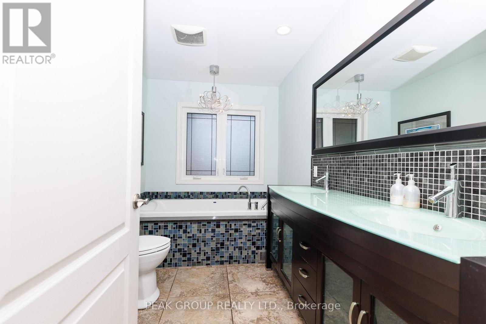 5510 Woodland Boulevard, Niagara Falls, Ontario  L2G 5K5 - Photo 17 - X13829368