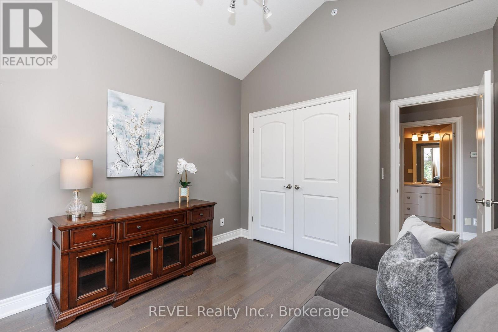 38 Sandalwood Common, St. Catharines (Port Weller), Ontario  L2M 0B3 - Photo 22 - X13829392