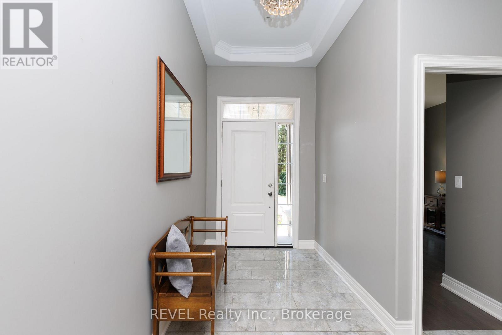 38 Sandalwood Common, St. Catharines (Port Weller), Ontario  L2M 0B3 - Photo 5 - X13829392