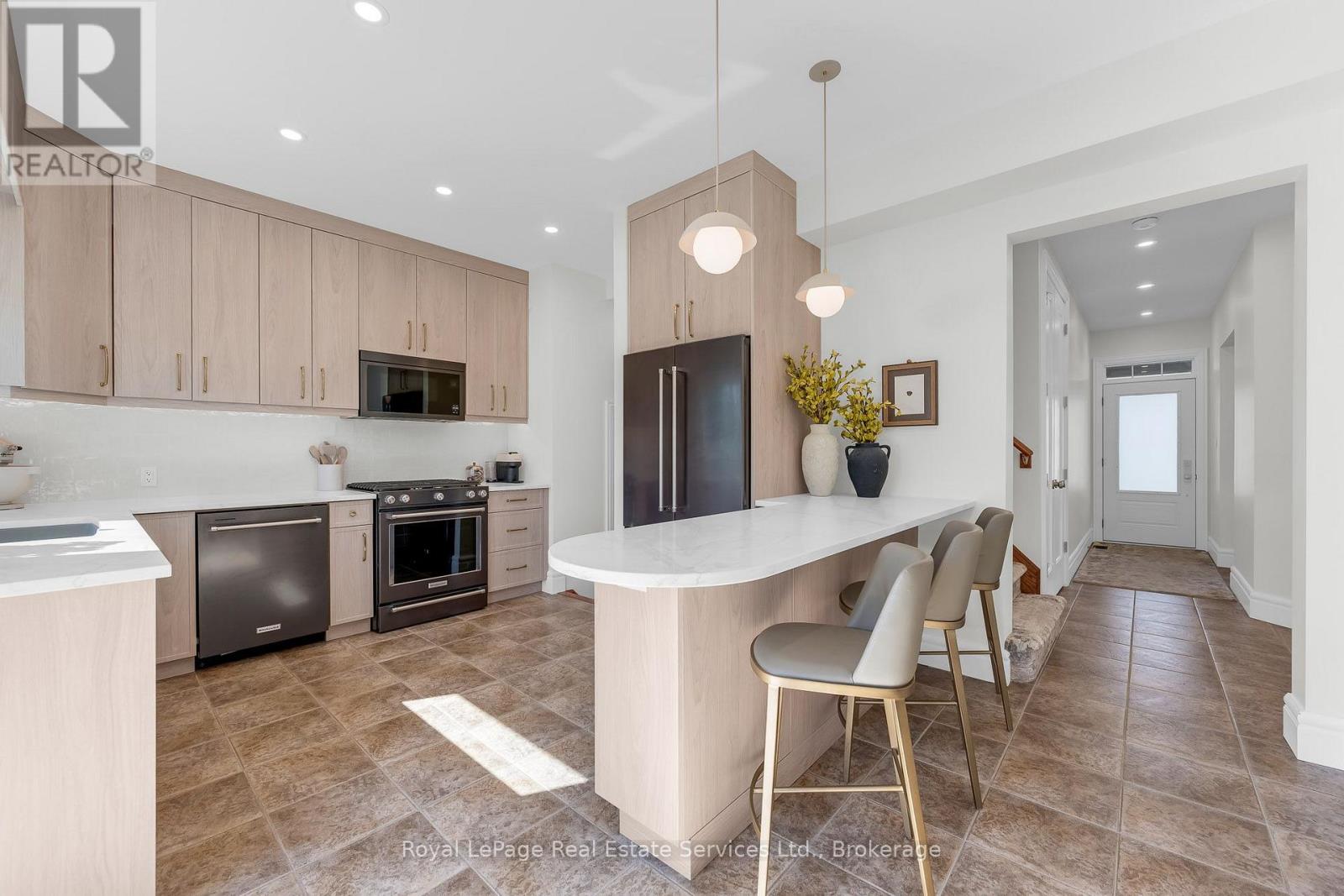 2271 Littondale Lane, Oakville, Ontario  L6M 0A6 - Photo 10 - W13829452