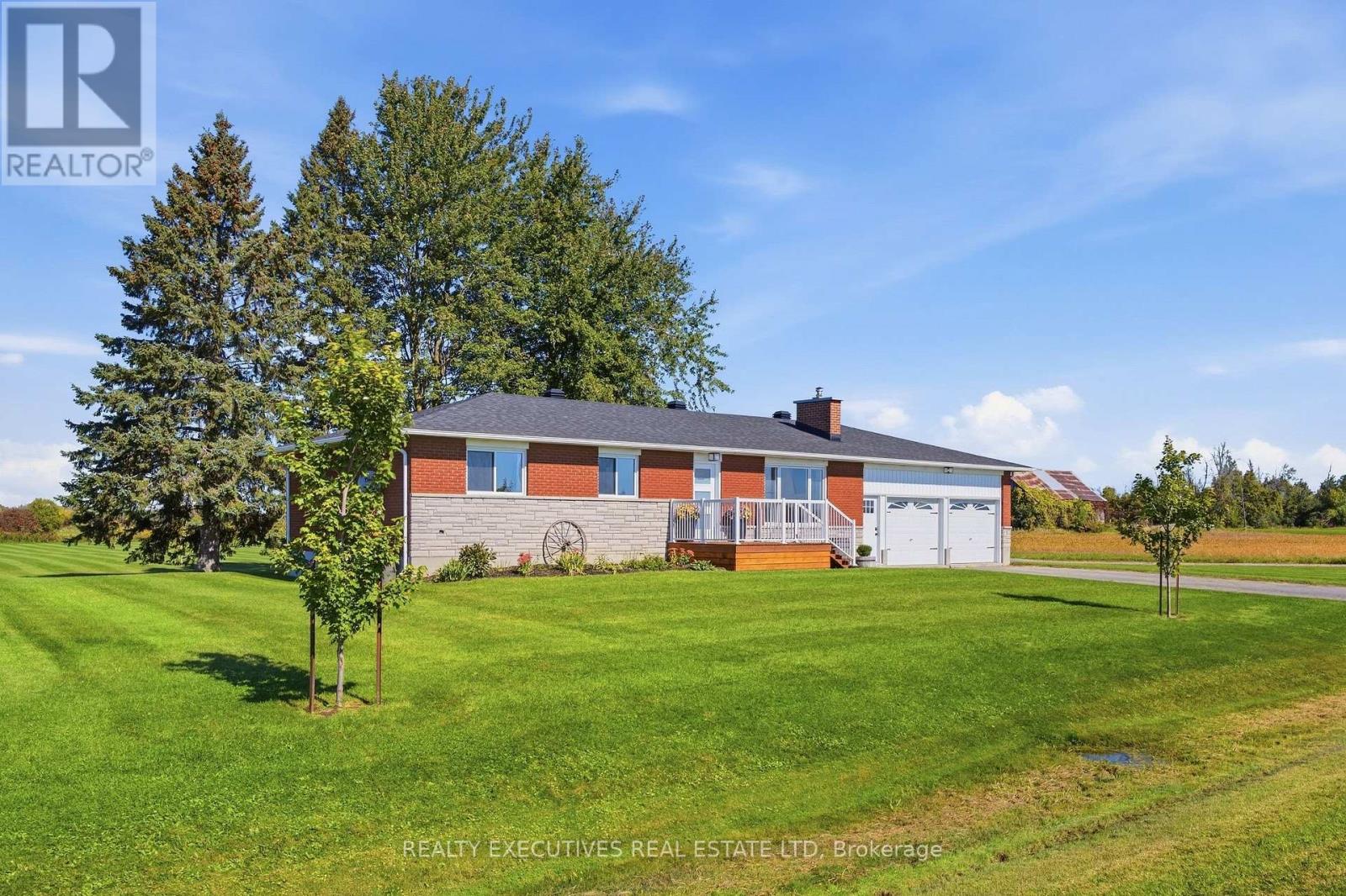 11895 Cloverdale Road, North Dundas, Ontario  K0C 2K0 - Photo 44 - X13829366