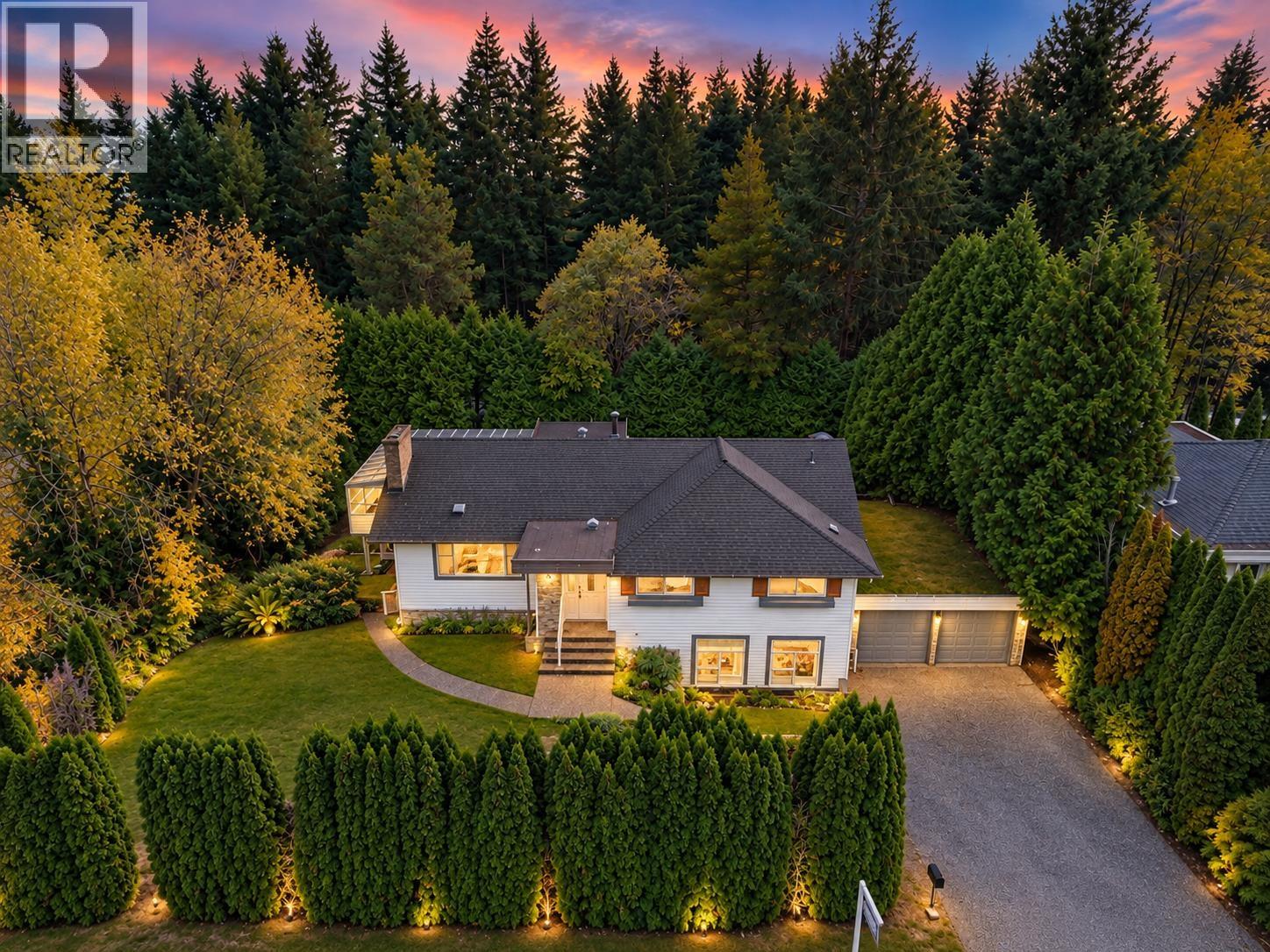 4380 WOODCREST ROAD, West Vancouver, British Columbia