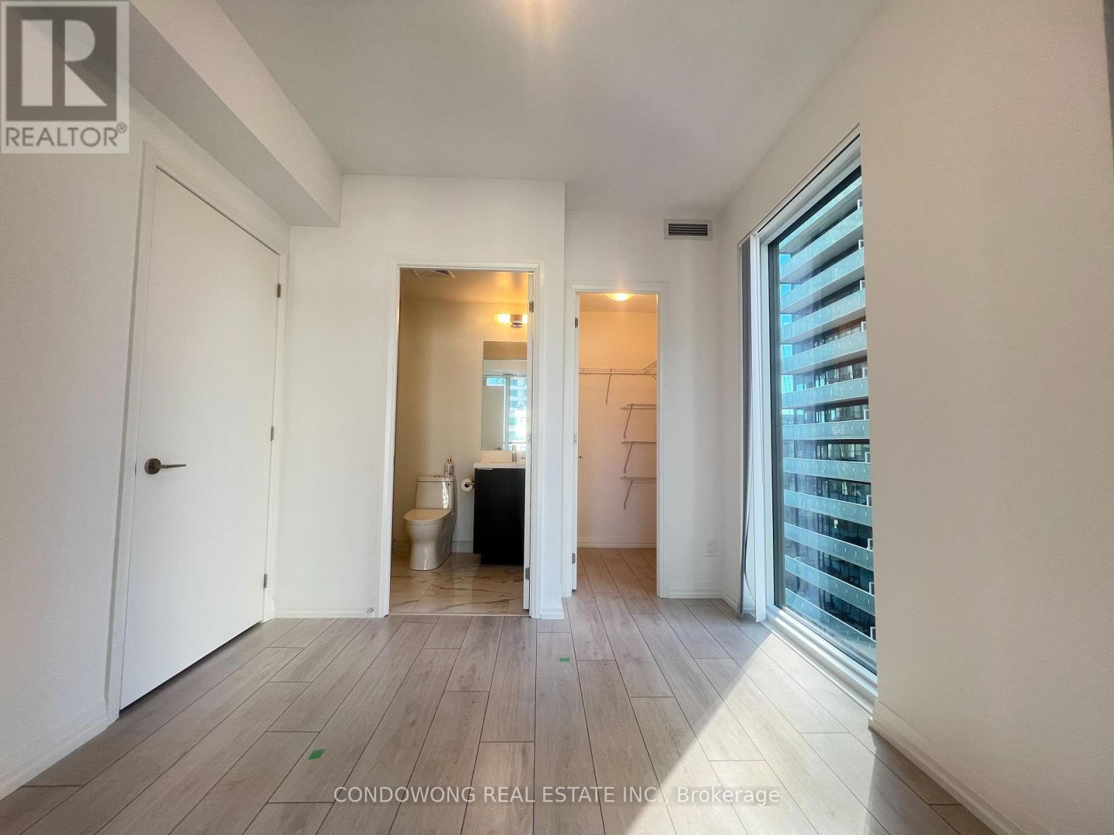 1606 - 400 King Street W, Toronto, Ontario  M5V 0X8 - Photo 16 - C13829374
