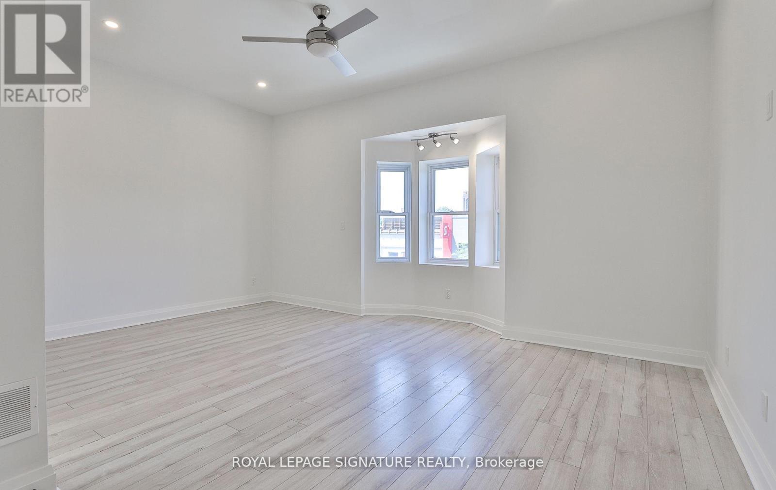 3rd Lvl - 995 Bloor Street W, Toronto, Ontario  M6H 1M1 - Photo 5 - C13829386