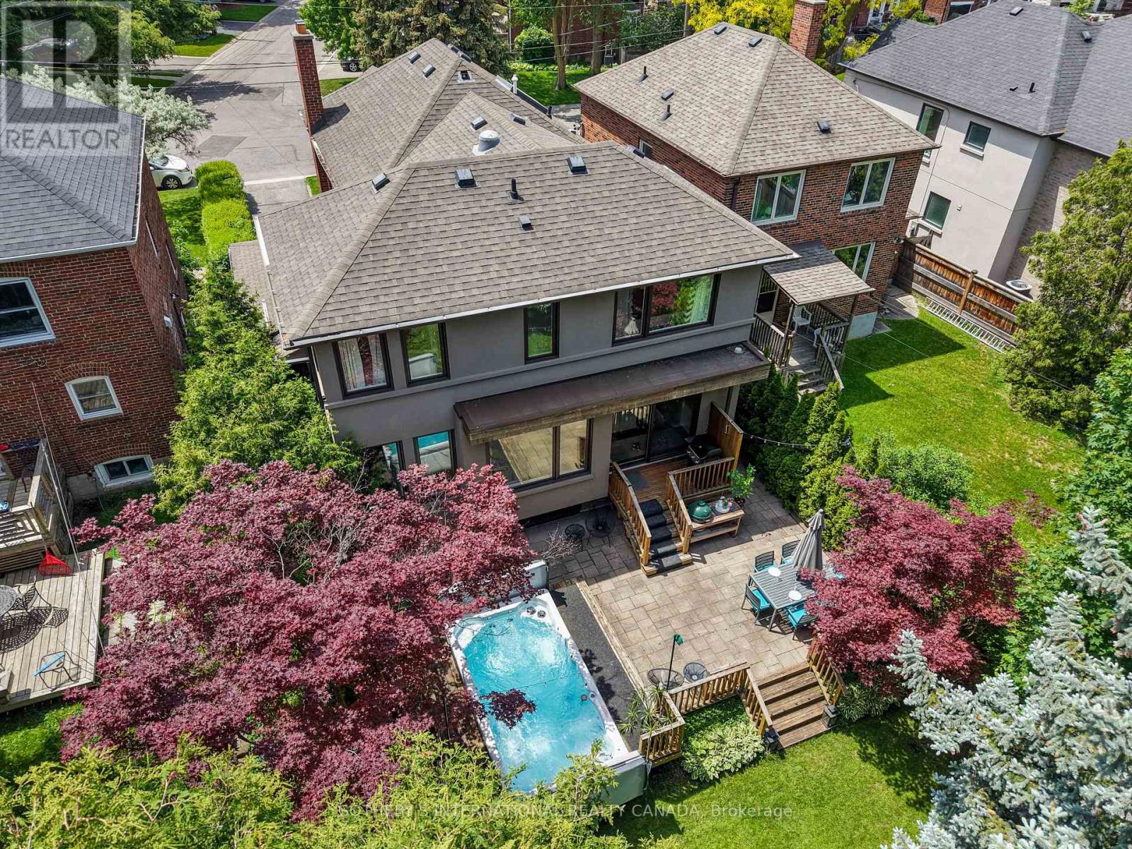 35 Belgrave Avenue, Toronto, Ontario  M5M 3S9 - Photo 3 - C13829390