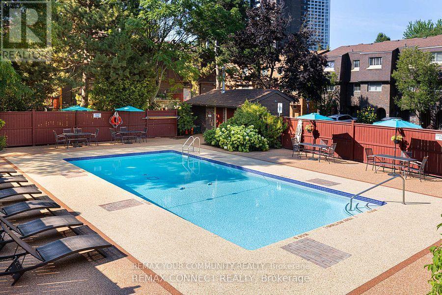 19 Poet's Walkway Way, Toronto, Ontario  M2J 4V2 - Photo 33 - C13829402
