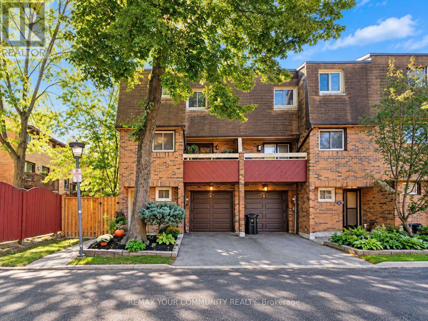 19 Poet's Walkway Way, Toronto, Ontario  M2J 4V2 - Photo 4 - C13829402