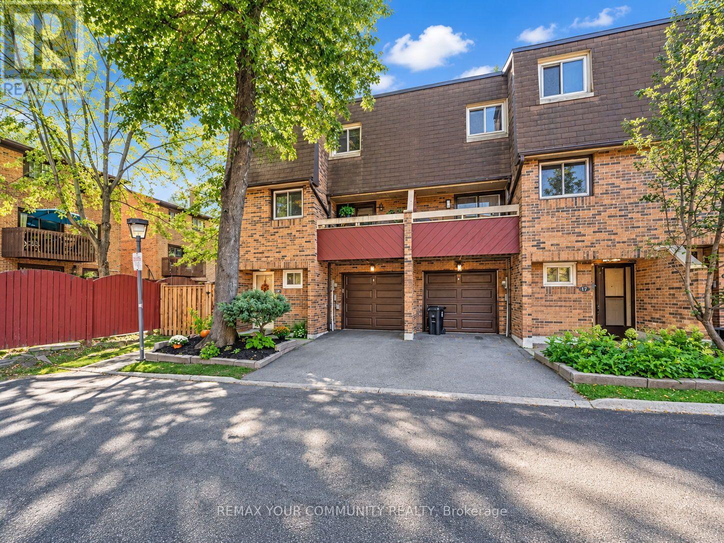 19 Poet's Walkway Way, Toronto, Ontario  M2J 4V2 - Photo 5 - C13829402
