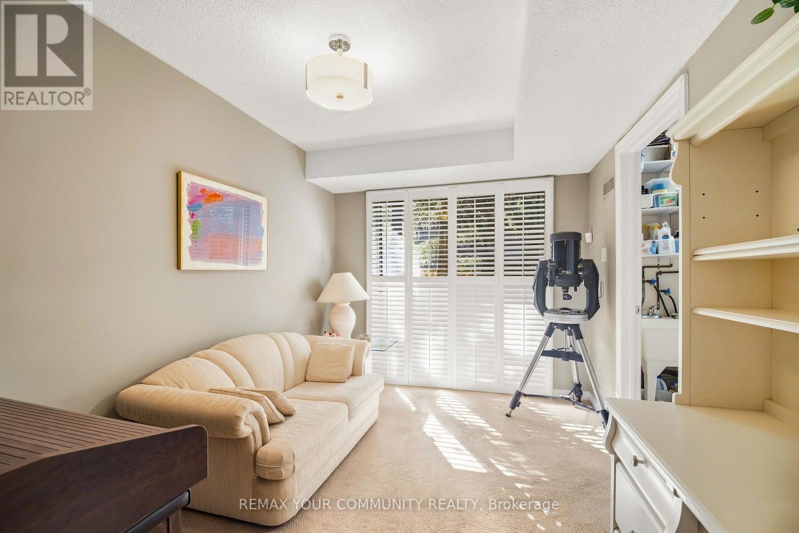 19 Poet's Walkway Way, Toronto, Ontario  M2J 4V2 - Photo 9 - C13829402
