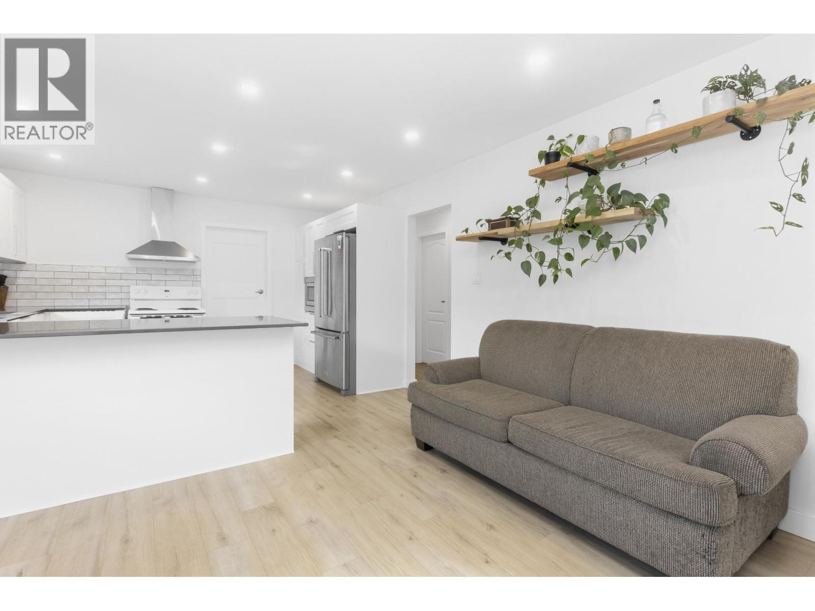 38012 Fifth Avenue, Squamish, British Columbia  V8B 0B4 - Photo 21 - R3169475
