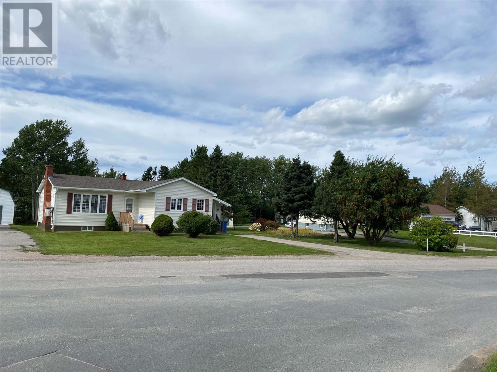 14 Hillview Heights, Glovertown, Newfoundland & Labrador  A0G 2L0 - Photo 3 - 1303639