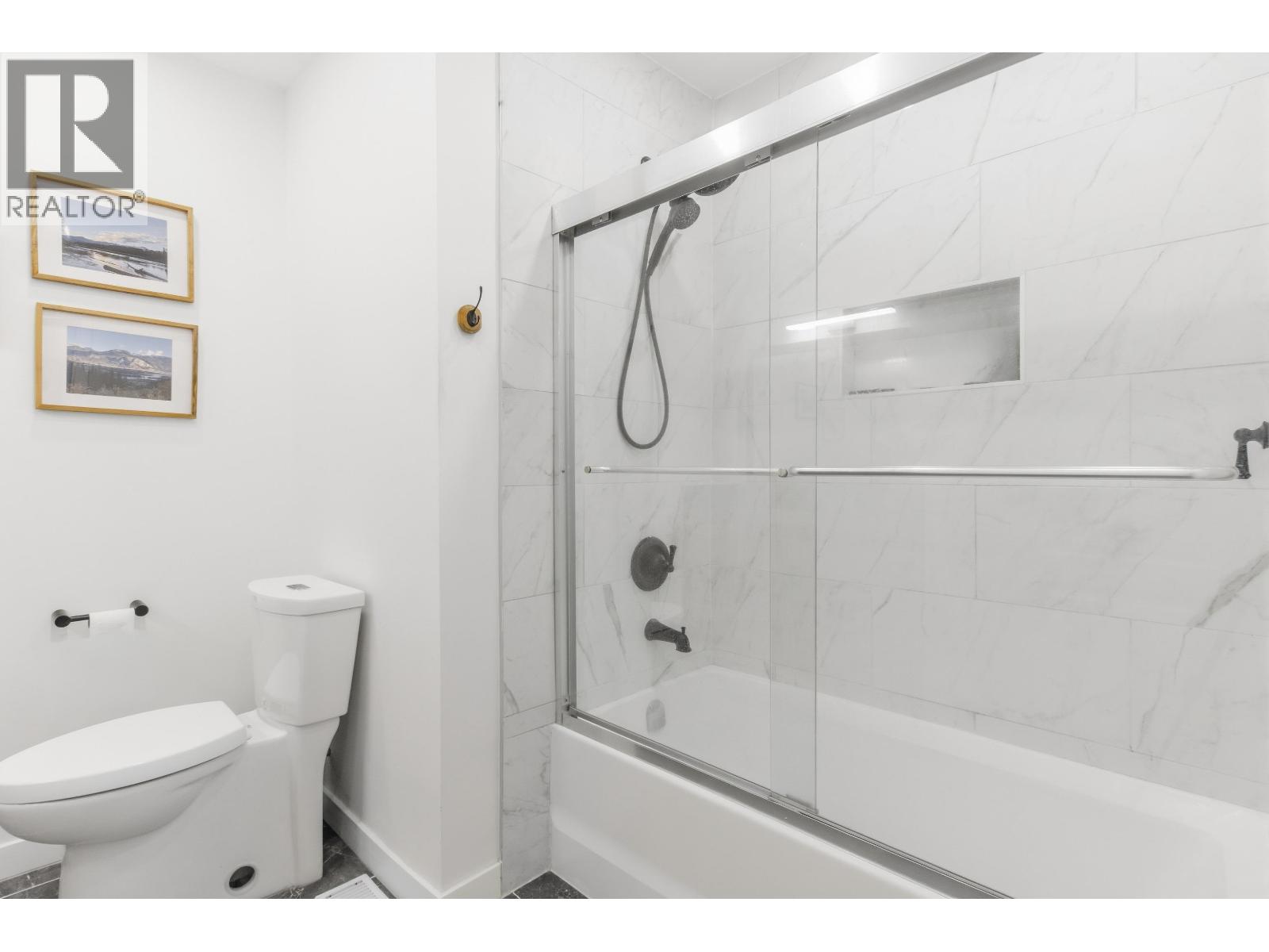 38012 Fifth Avenue, Squamish, British Columbia  V8B 0B4 - Photo 11 - R3169475
