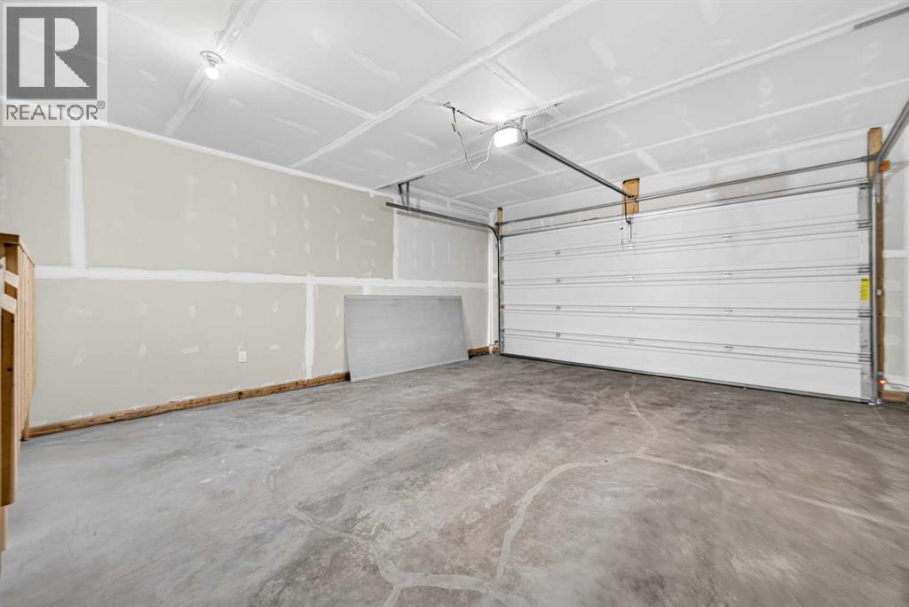 22 Copperhead Bay Se, Calgary, Alberta  T2Z 5H2 - Photo 43 - A2348159