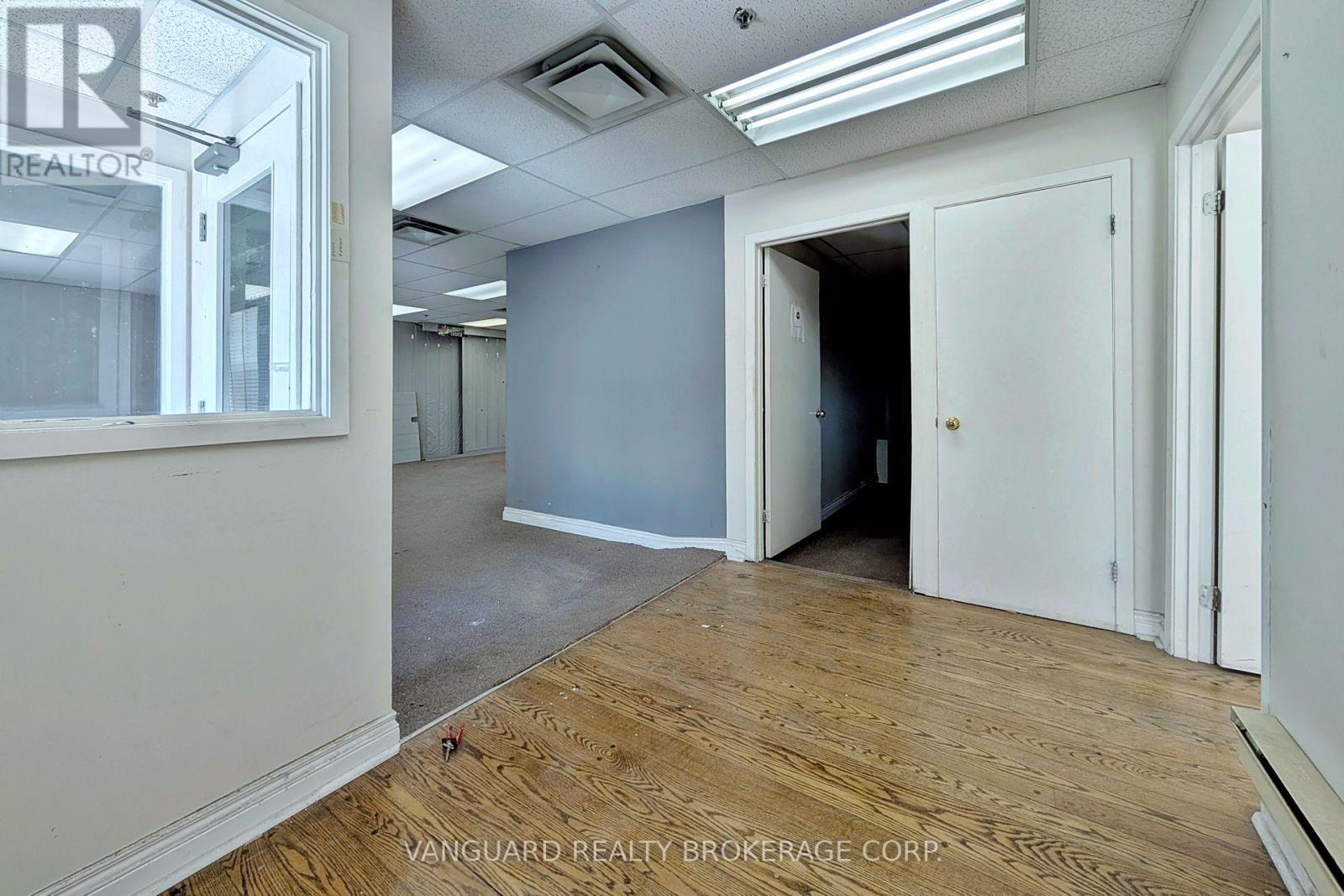 90-92 Martin Ross Avenue, Toronto, Ontario  M3J 2L4 - Photo 14 - W13466898