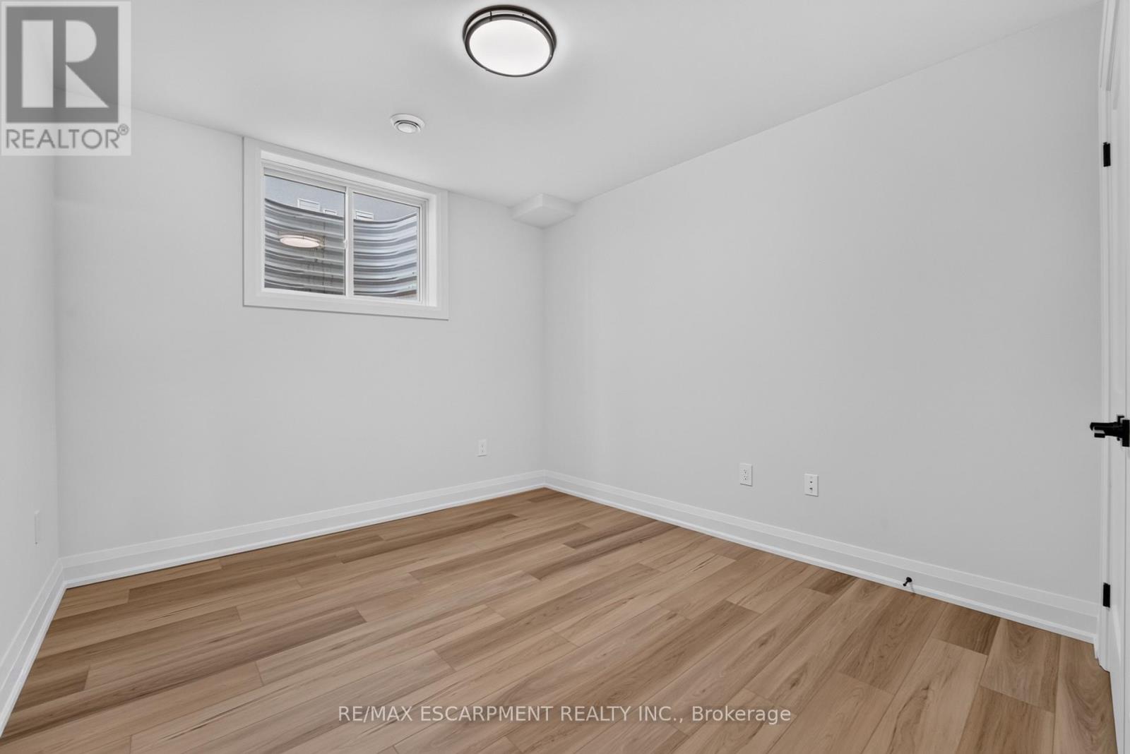 8905 Angie Drive, Niagara Falls, Ontario  L2H 3W8 - Photo 47 - X13828362