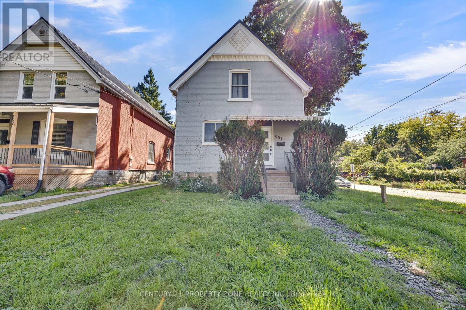 657 PICCADILLY STREET, London East, Ontario
