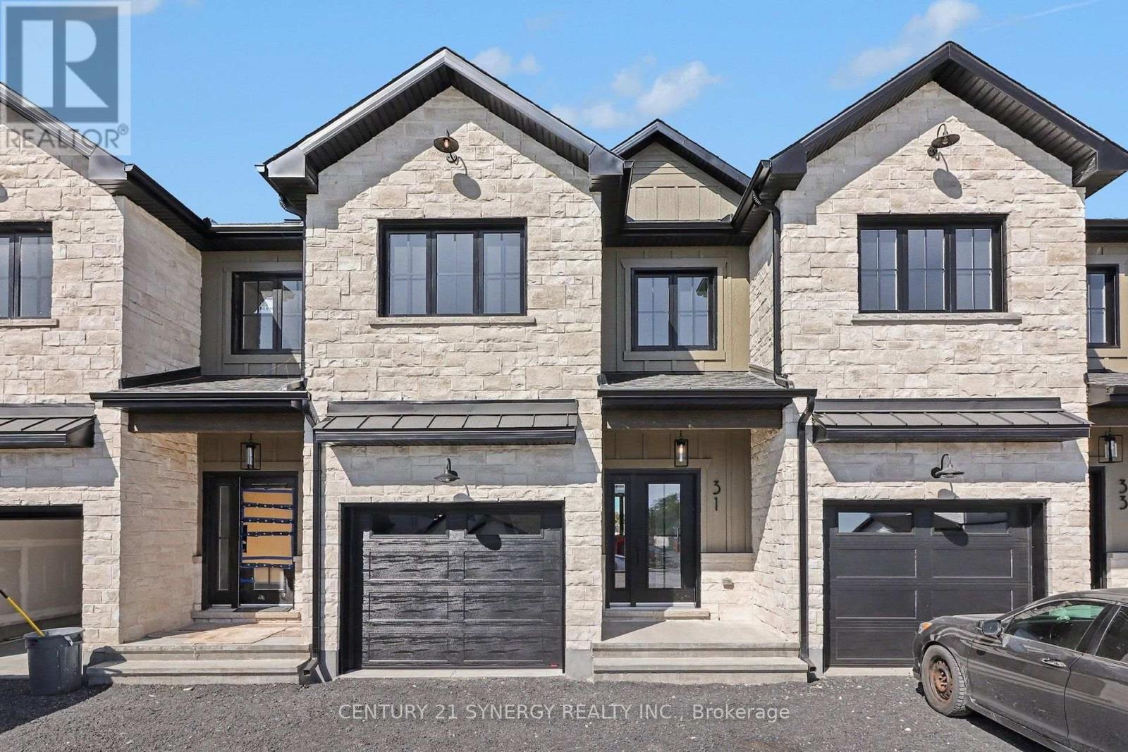 31 HELEN STREET, North Stormont, Ontario