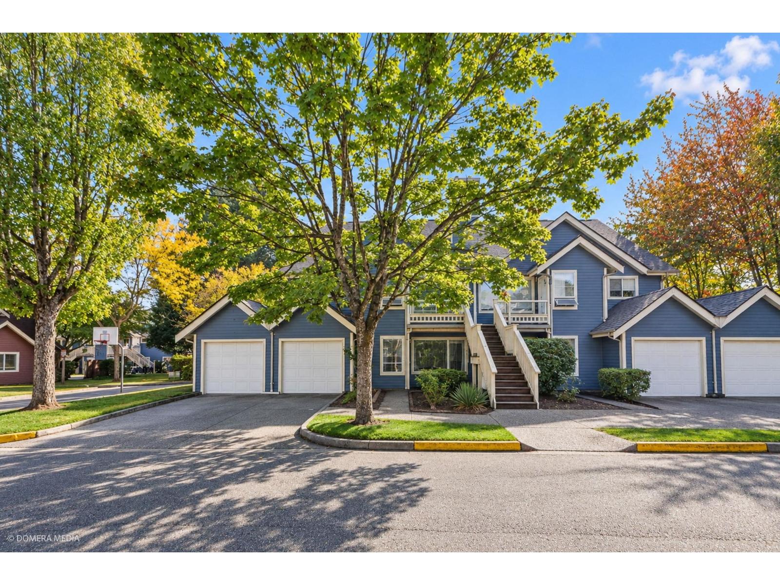 215 7838 120A STREET, Surrey, British Columbia