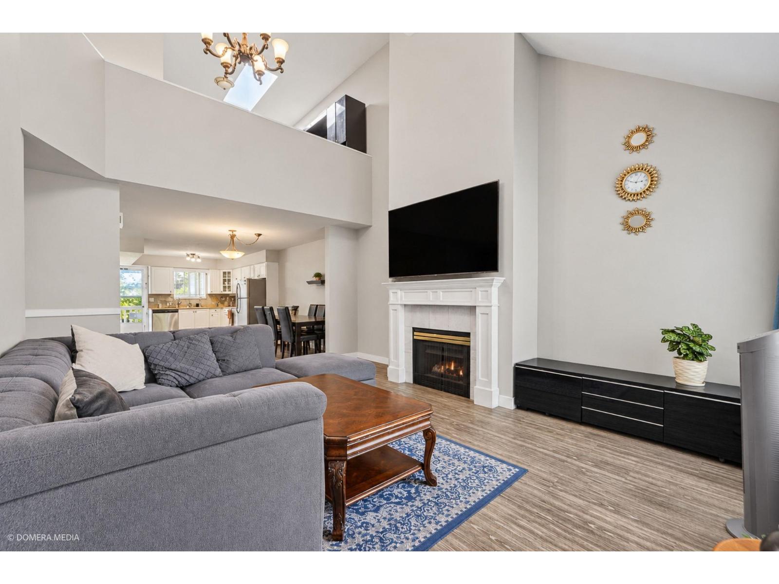 215 7838 120a Street, Surrey, British Columbia  V3W 5B6 - Photo 4 - R3169314