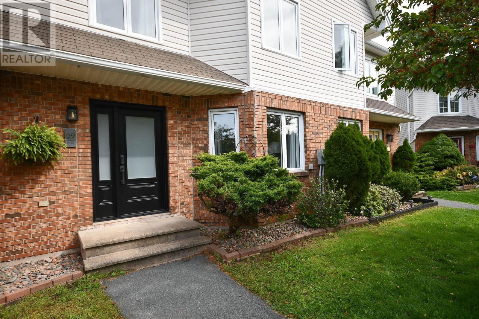 69 Amin Street, Bedford, Nova Scotia  B4A 4B8 - Photo 2 - 202624096