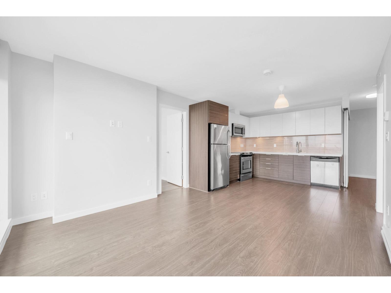 2109 13303 Central Avenue, Surrey, British Columbia  V3T 0K6 - Photo 17 - R3169590
