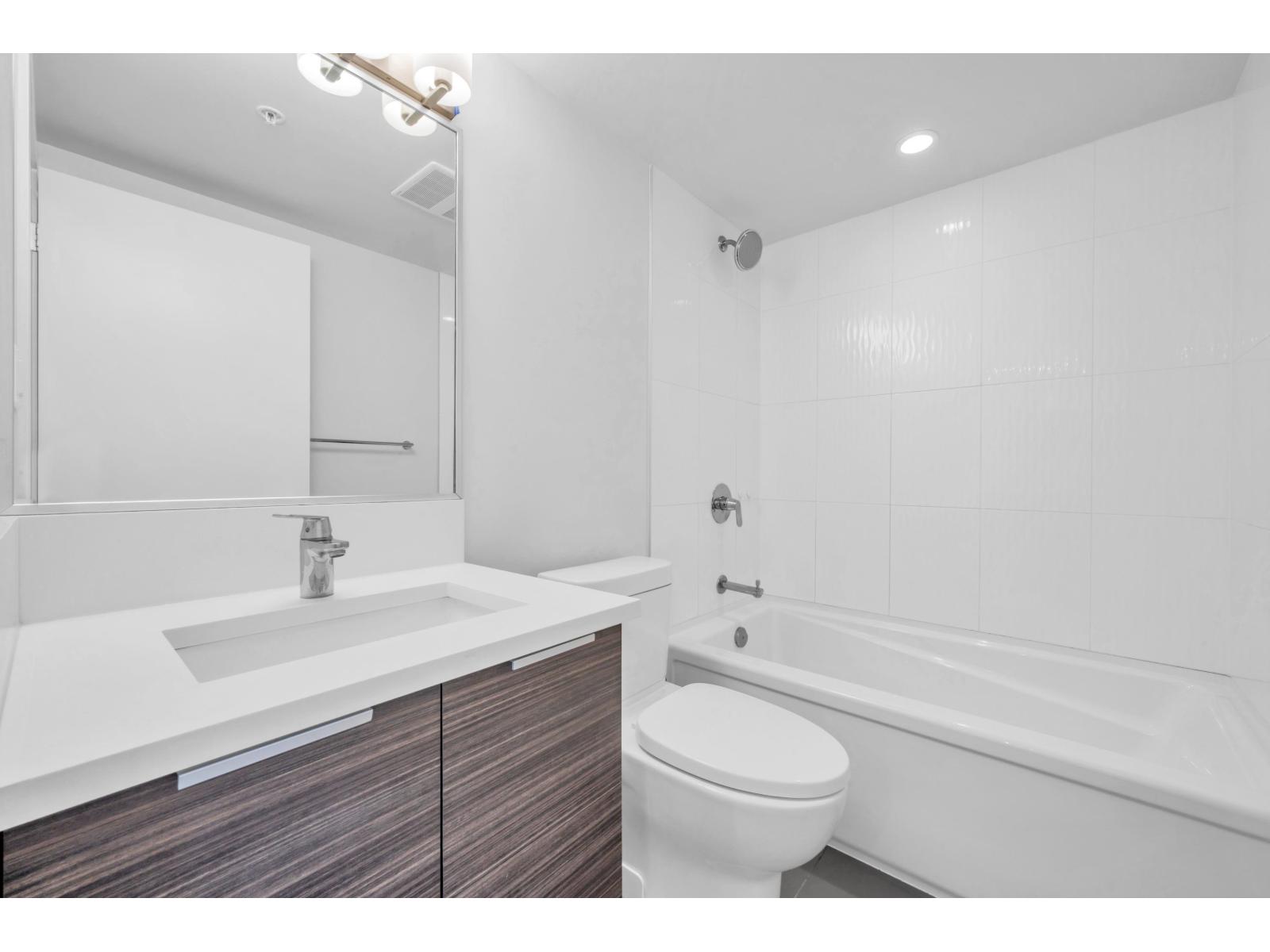 2109 13303 Central Avenue, Surrey, British Columbia  V3T 0K6 - Photo 22 - R3169590