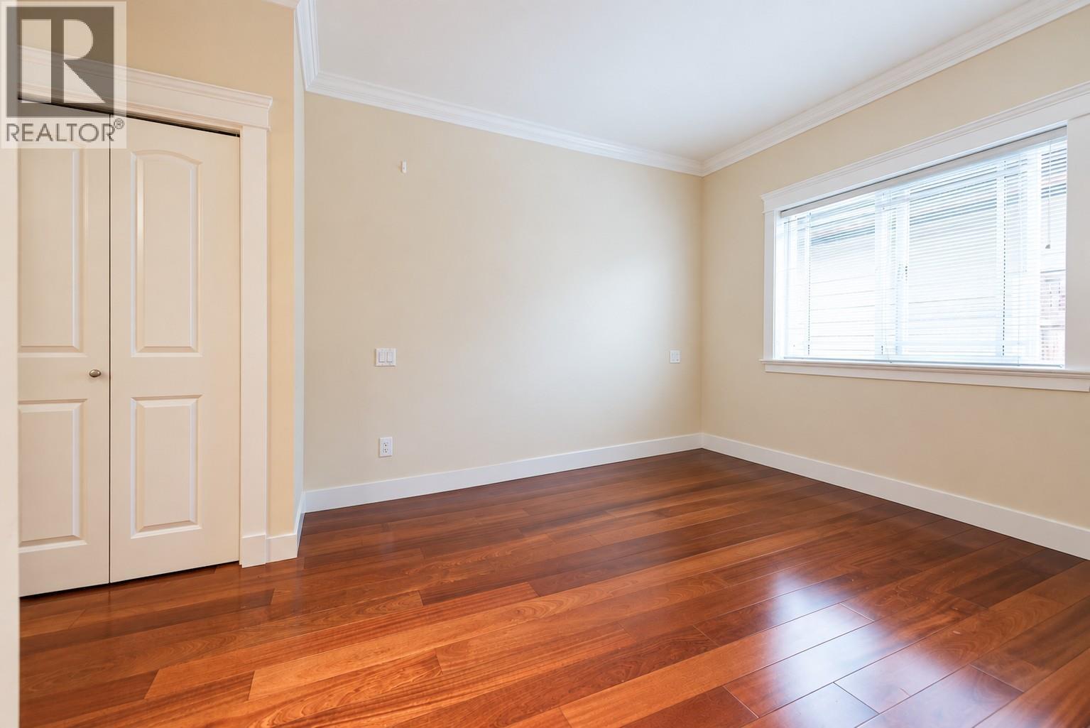 766 Gerussi Lane, Gibsons, British Columbia  V0N 1V7 - Photo 11 - R3159165
