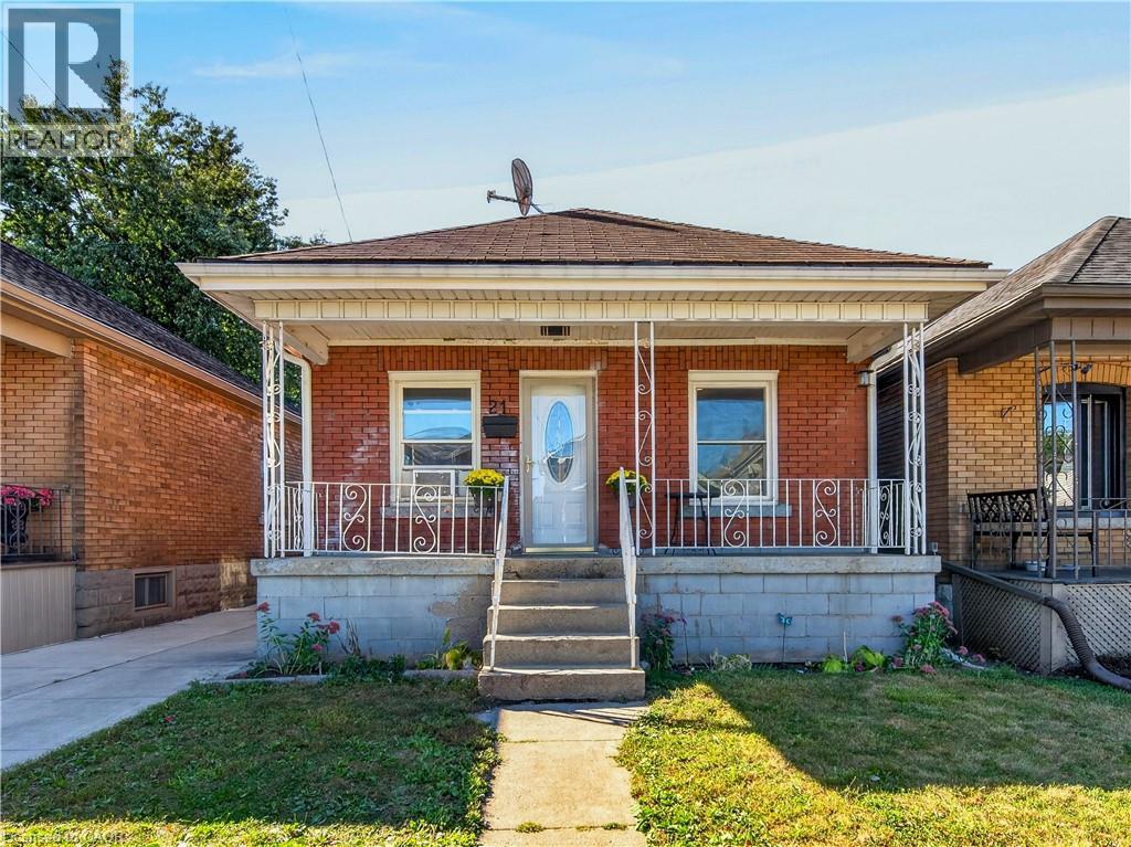 21 CAMERON Avenue N, Hamilton, Ontario