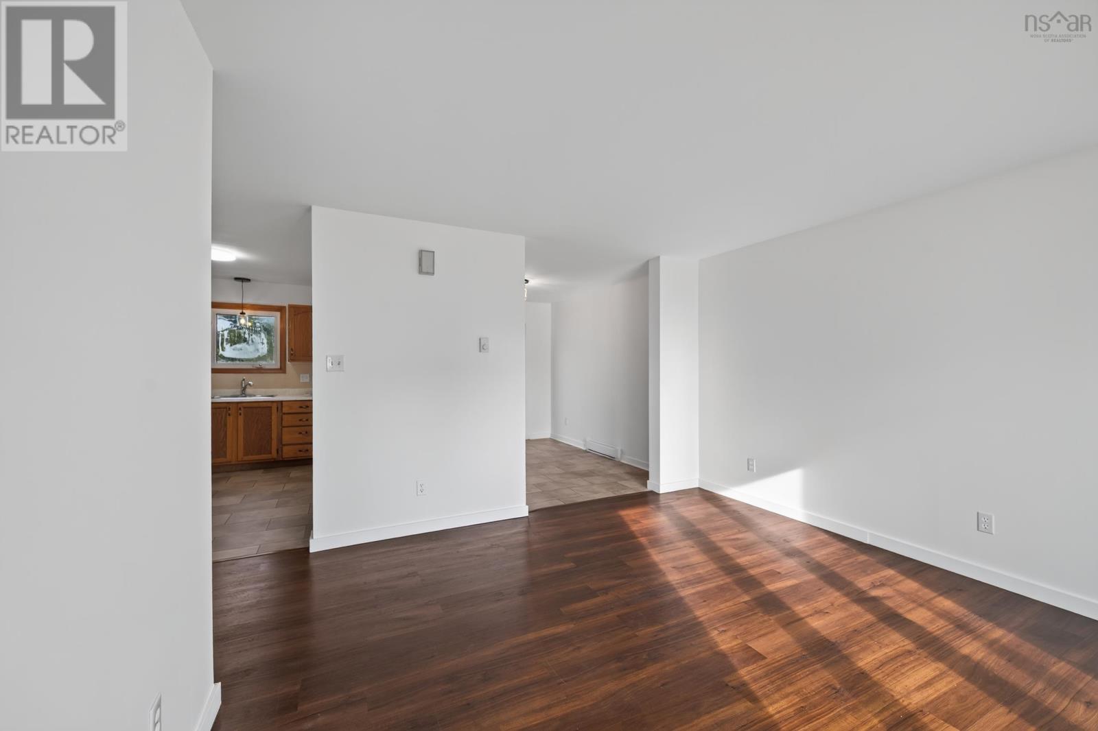 3 Chebucto Circle, Eastern Passage, Nova Scotia  B3E 1G5 - Photo 4 - 202624385