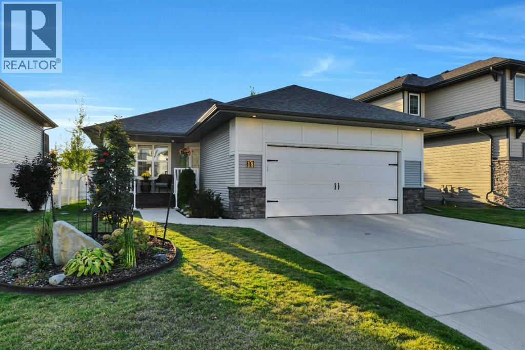 18 Traynor Close, Red Deer, Alberta  T4P 0W5 - Photo 1 - A2347981