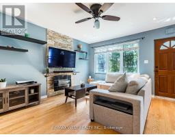 76 LABURNHAM AVENUE, Toronto, Ontario