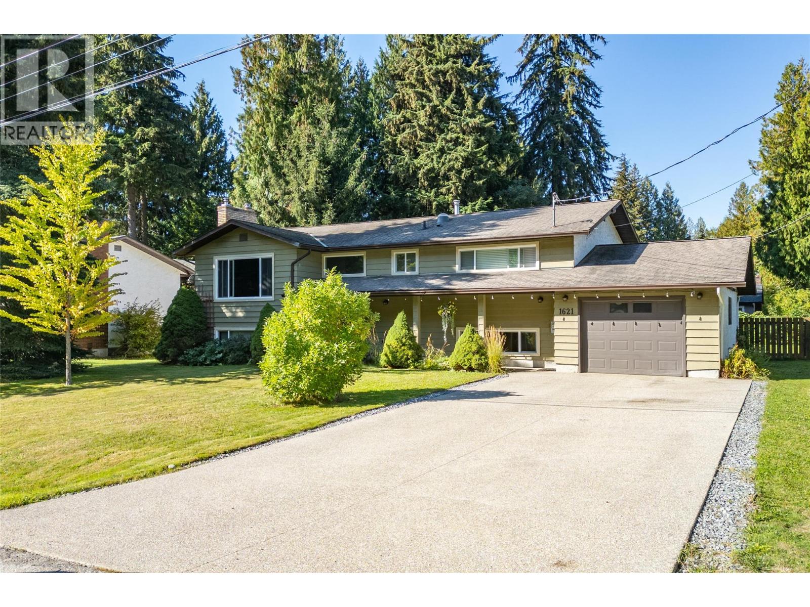1621 Birch Drive, Revelstoke, British Columbia