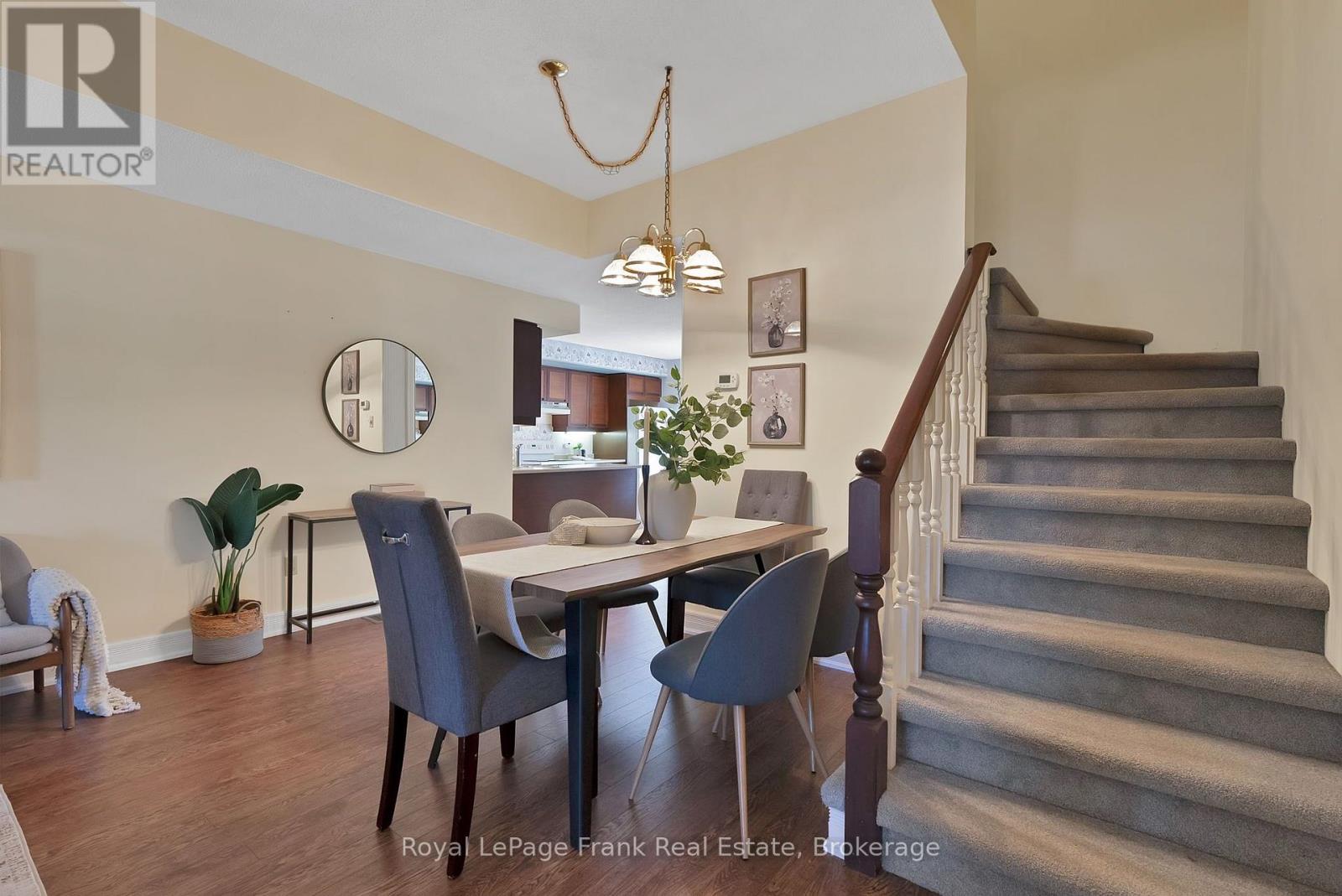 301 - 1 Sherwood Street, Kawartha Lakes, Ontario  K0M 1A0 - Photo 17 - X13829478