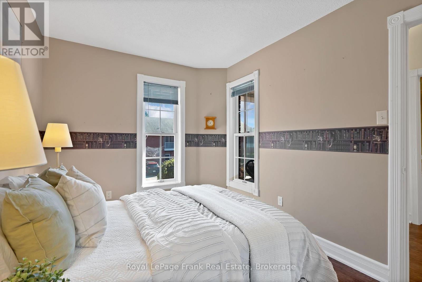 301 - 1 Sherwood Street, Kawartha Lakes, Ontario  K0M 1A0 - Photo 28 - X13829478